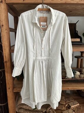♥️ Magnolia Pearl Cordelia Night Shirt